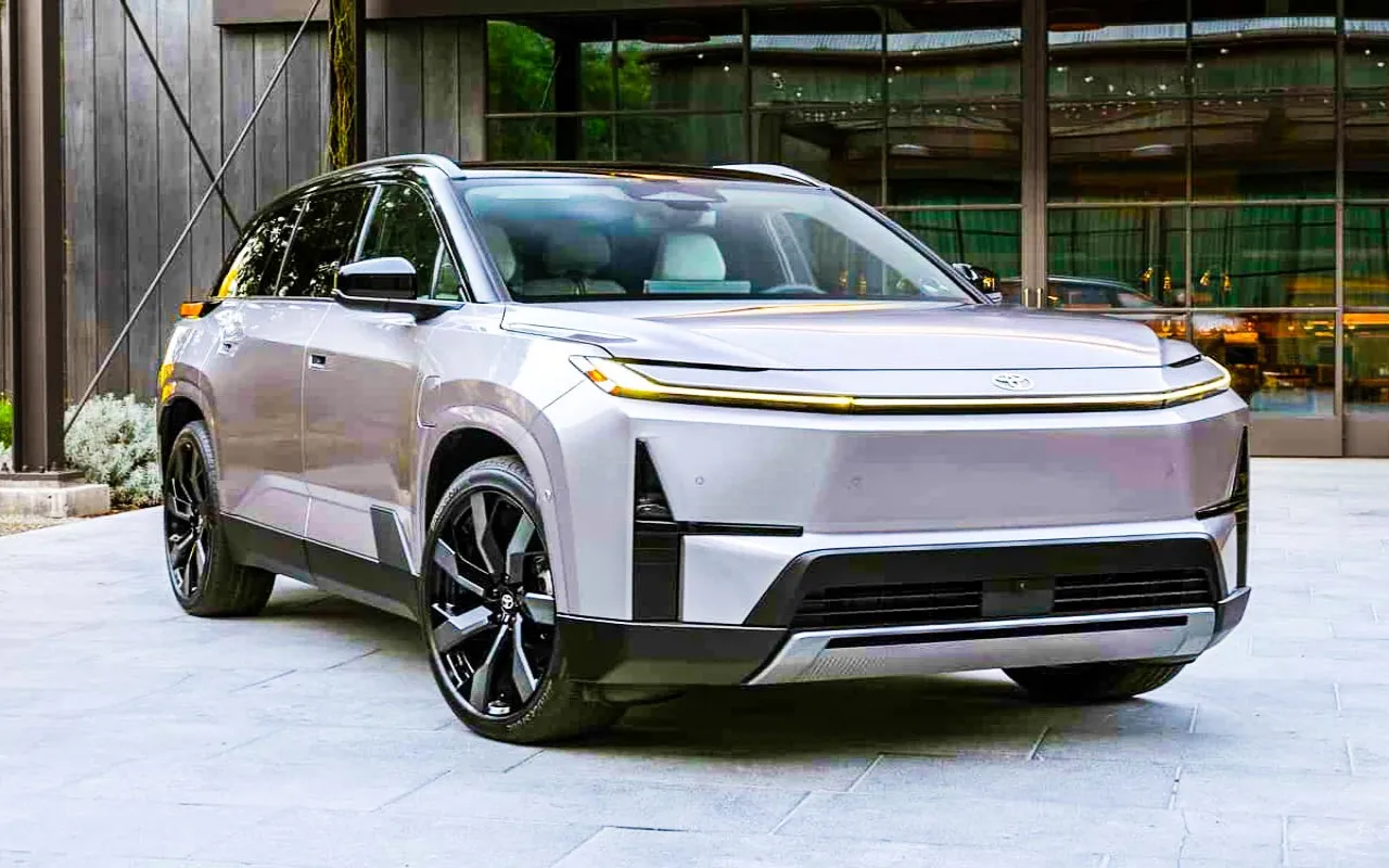 하이랜더 - 출처 : 토요타