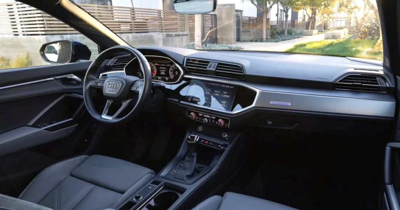 Q3 (출처-아우디)