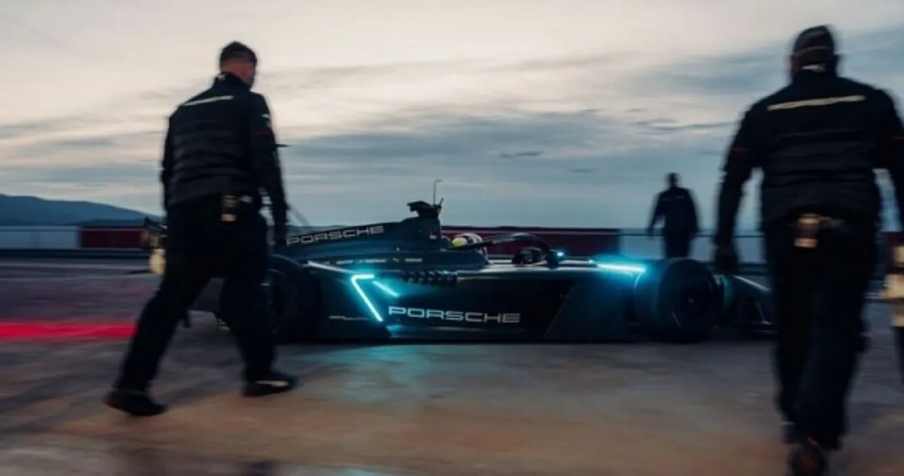 포르쉐 차세대 포뮬러E 머신 ‘GEN4’ / 사진=포르쉐