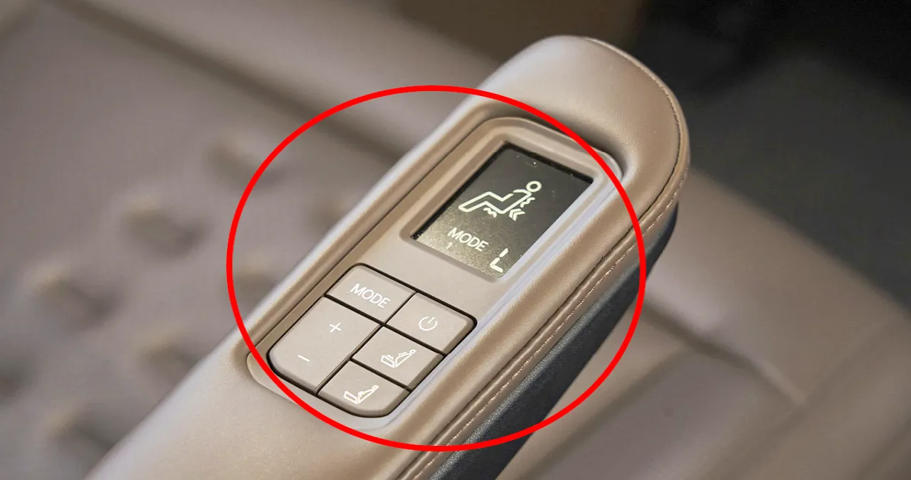 마사지 기능인 다이내믹 보디케어 조절기 / 현대차그룹