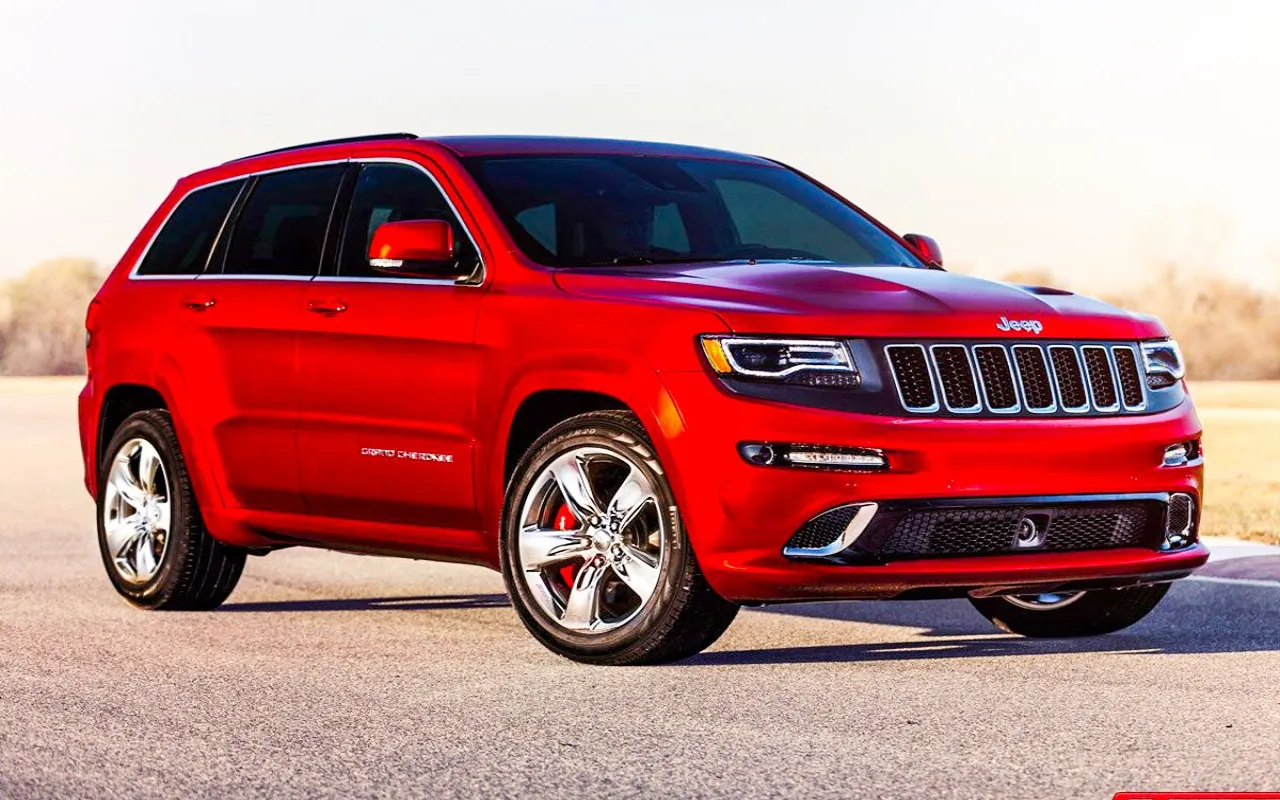 구형 그랜드 체로키 SRT8 - 출처 : 지프