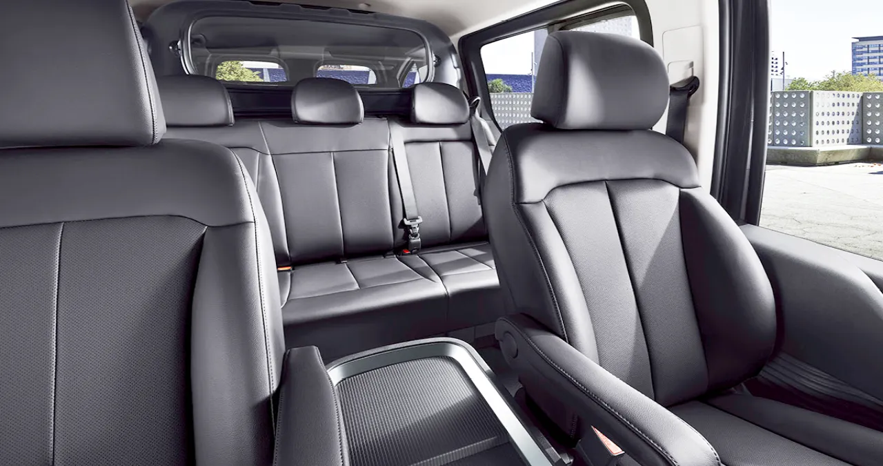 더 뉴 스타리아 실내 / 현대자동차