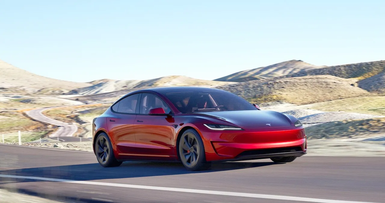 모델 3 / 테슬라