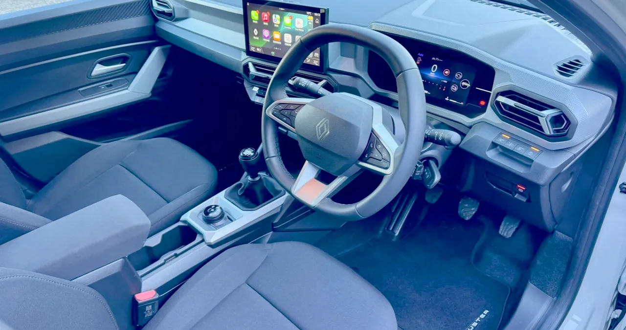 더스터 실내 / 르노