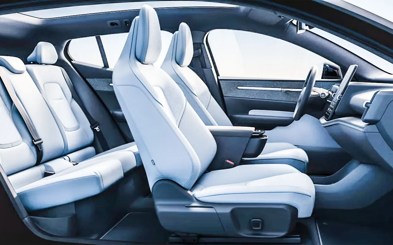 EX30 - 출처 : 볼보코리아