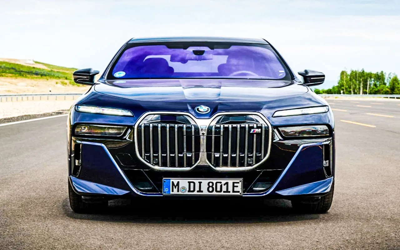 7시리즈 - 출처 : BMW