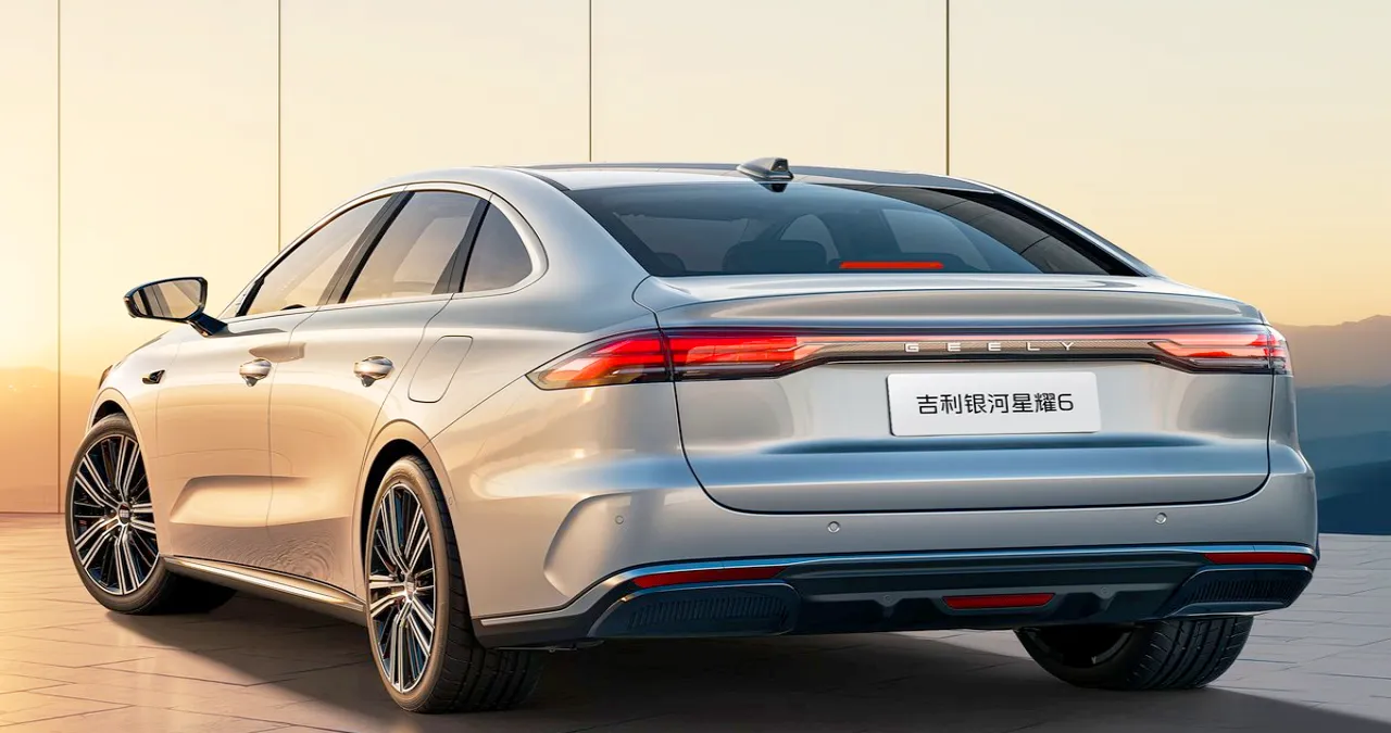 스타샤인6 / 지리 갤럭시