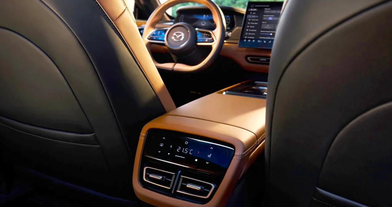 마즈다6e 실내 / 마즈다