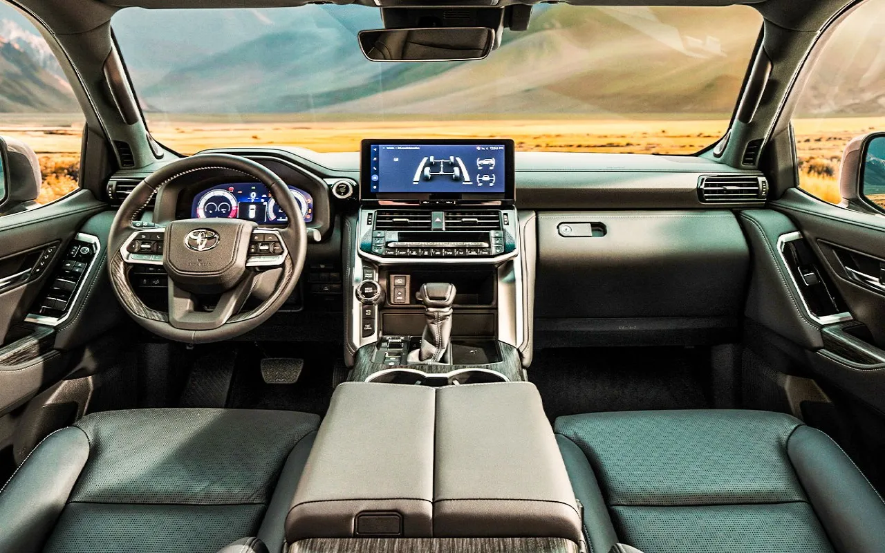 랜드크루저 300 하이브리드 - 출처 : 토요타