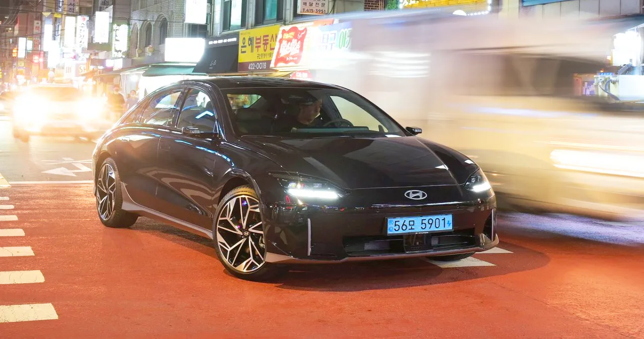 아이오닉 6 / 현대자동차