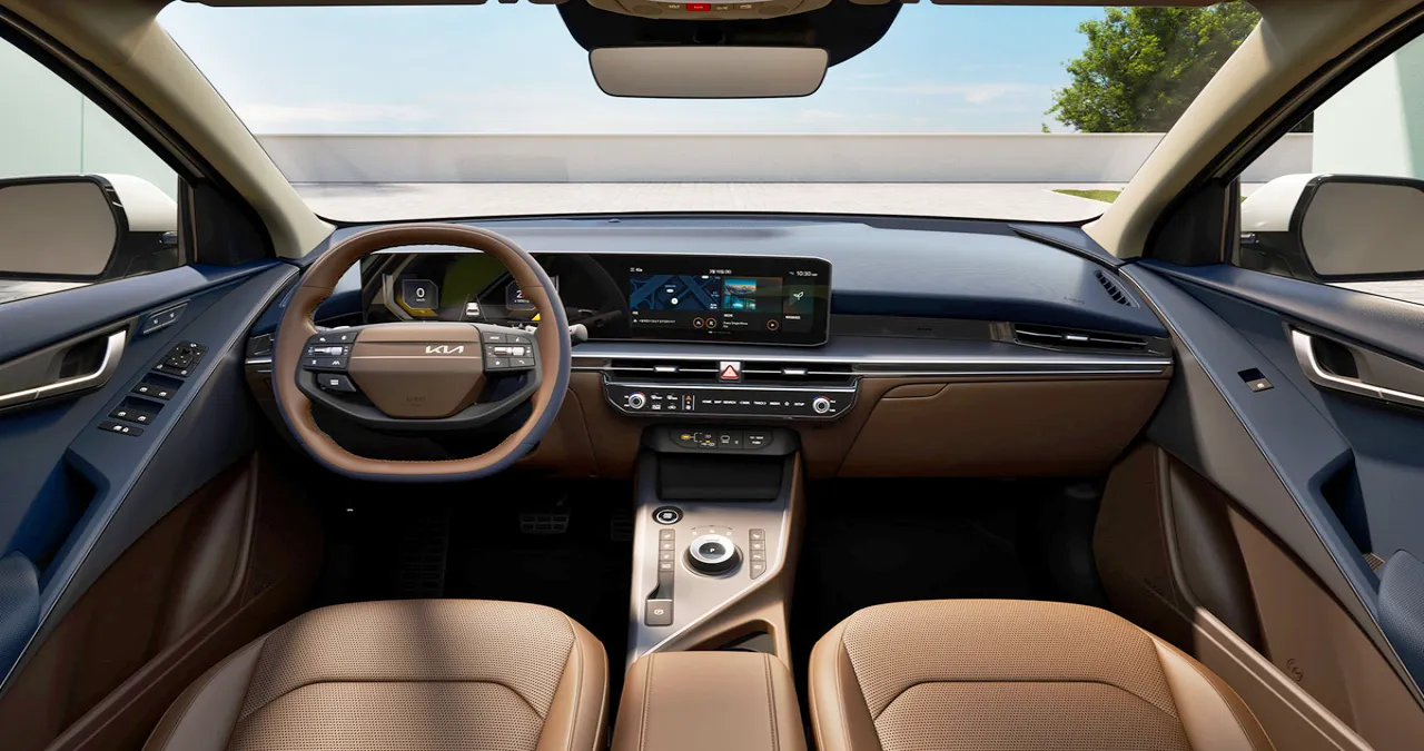 더 뉴 니로 실내 / 기아