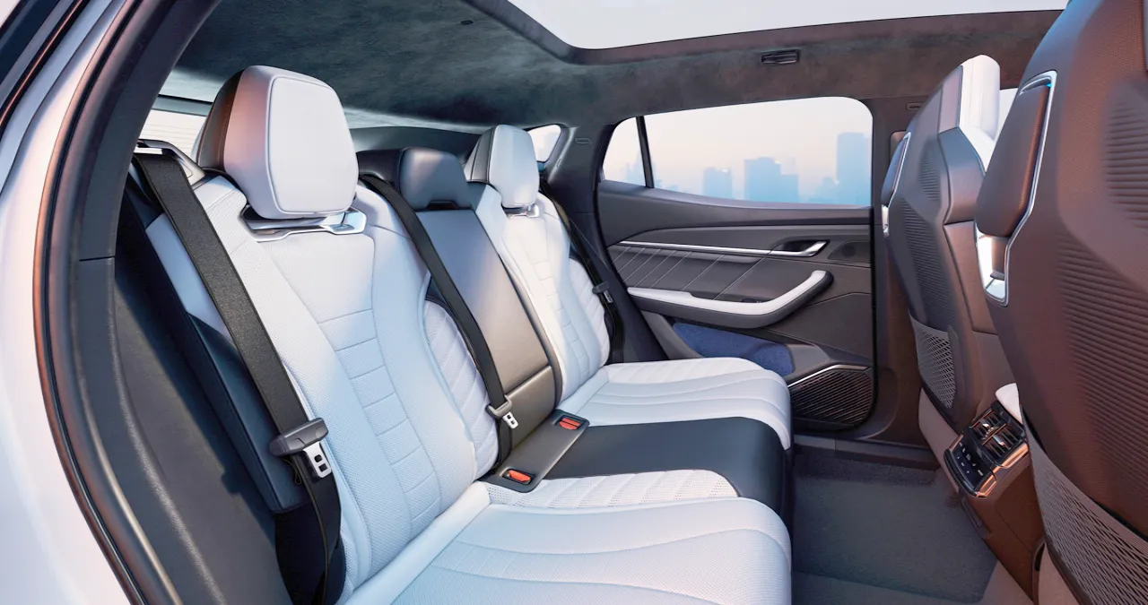 필랑트 실내 / 르노코리아