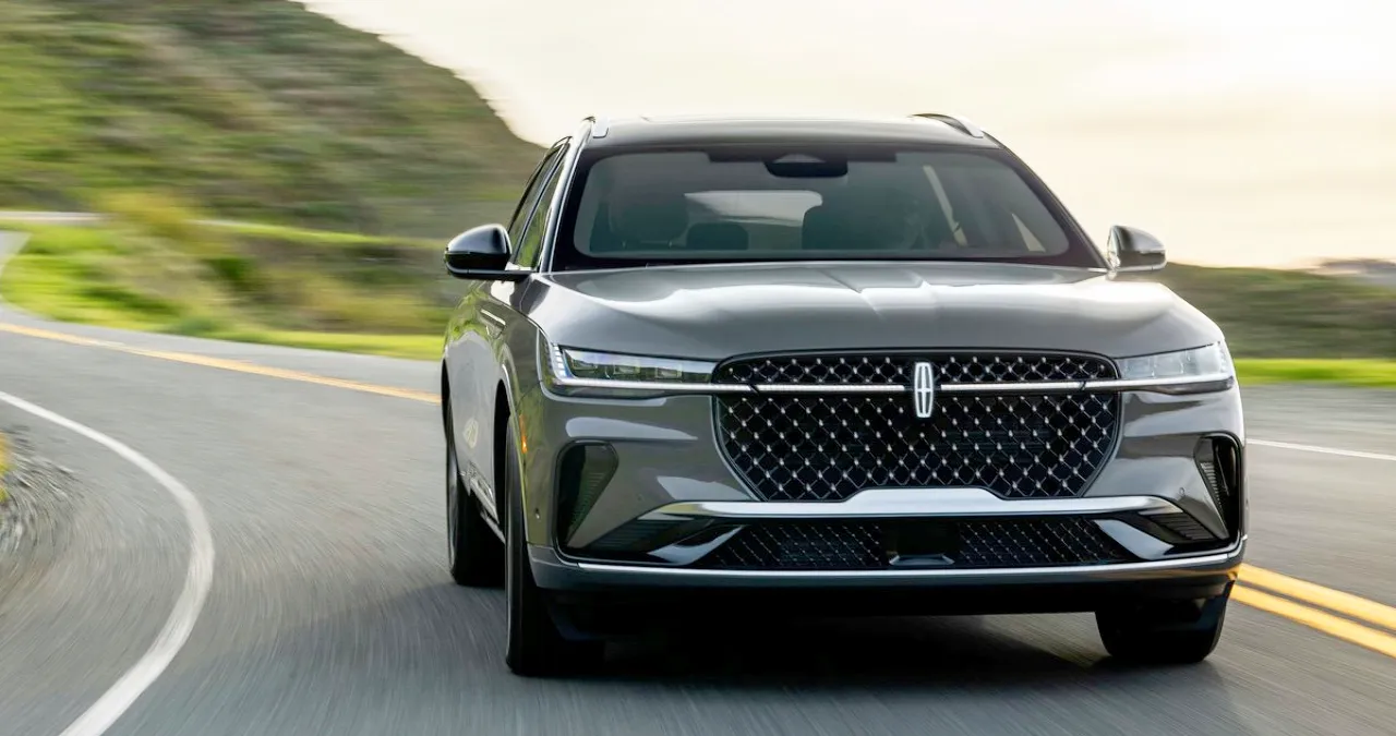 노틸러스 하이브리드 / 링컨