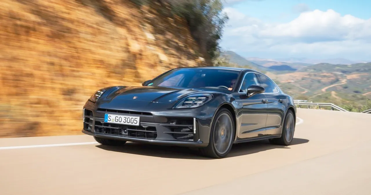 파나메라 / 포르쉐