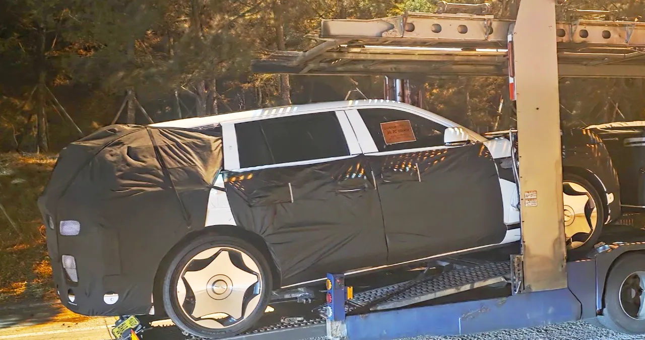 GV90 코치도어 트림 스파이샷 / 오토스파이넷