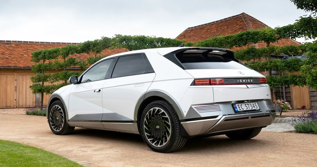 아이오닉 5 / 현대자동차