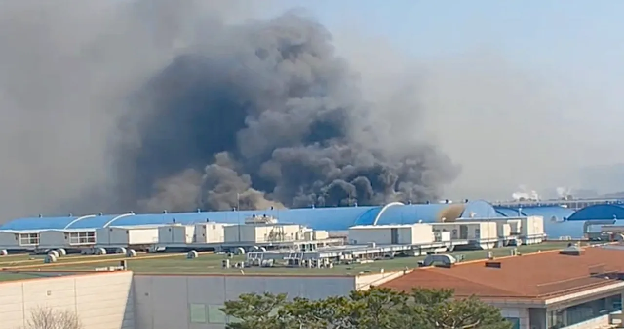 자동차부품 제조 공장 화재 / 소방청