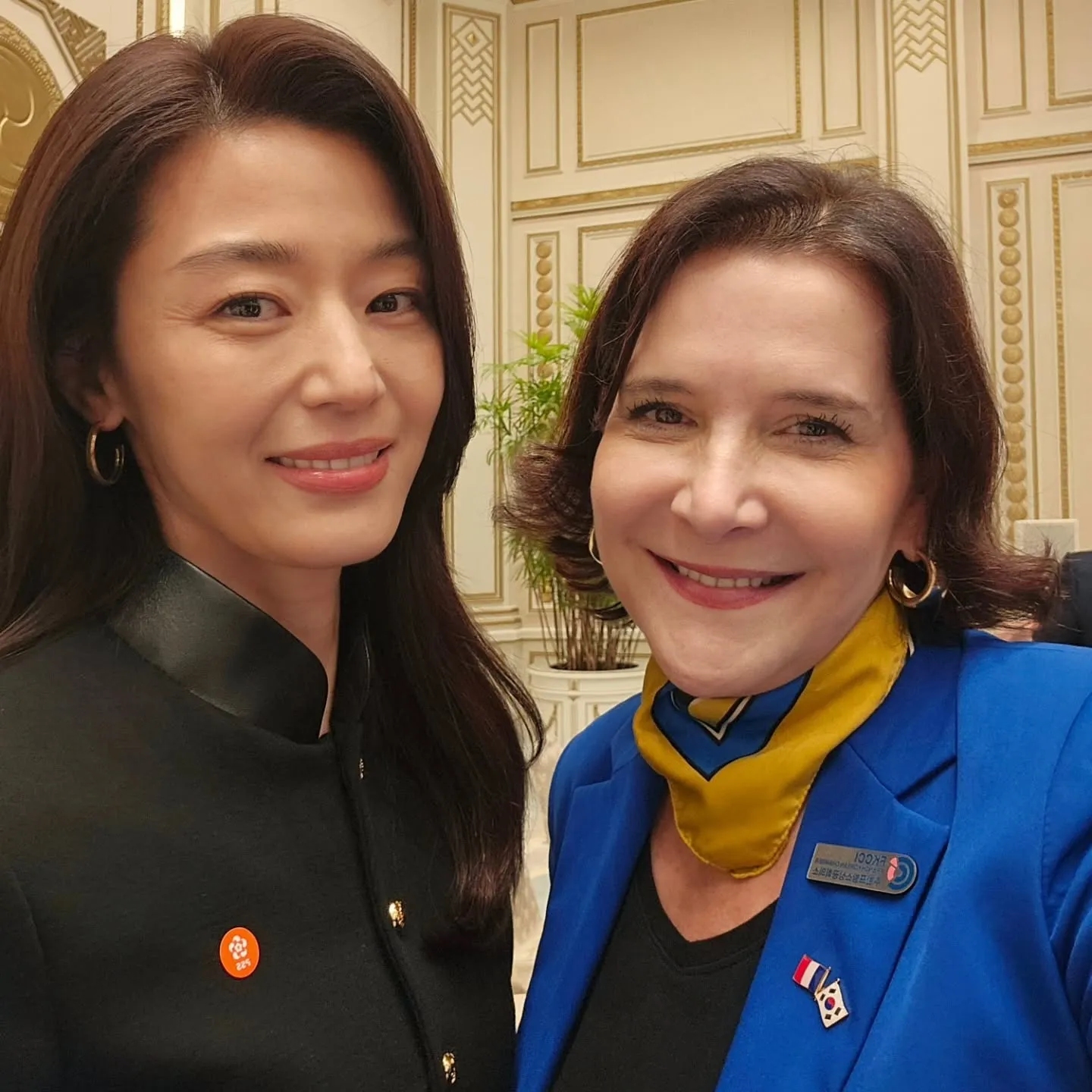 배우 전지현과 이다도시. 이다도시 인스타그램