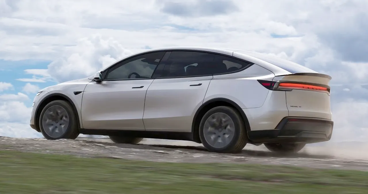 모델 Y L / 테슬라