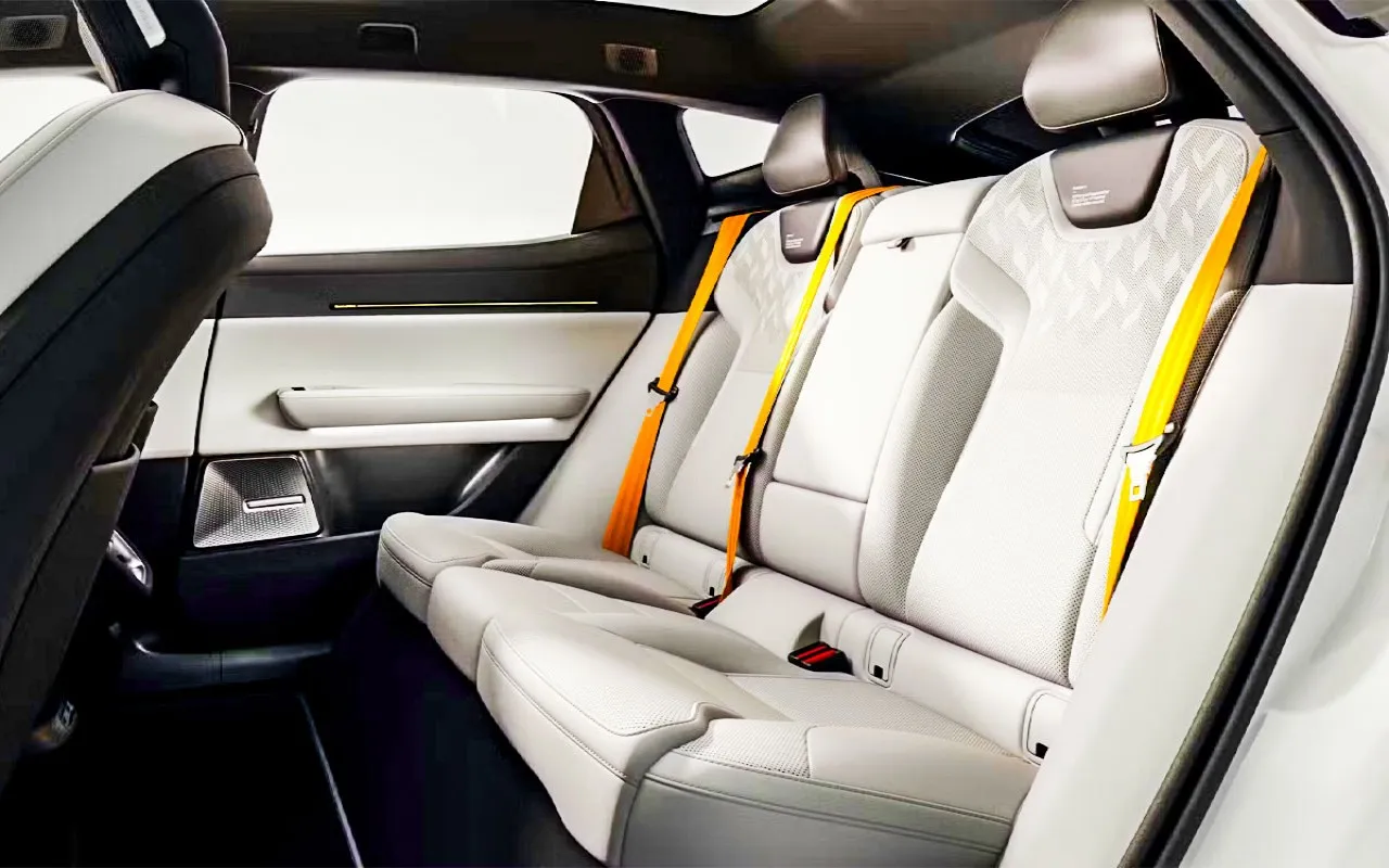 폴스타 3 - 출처 : 폴스타