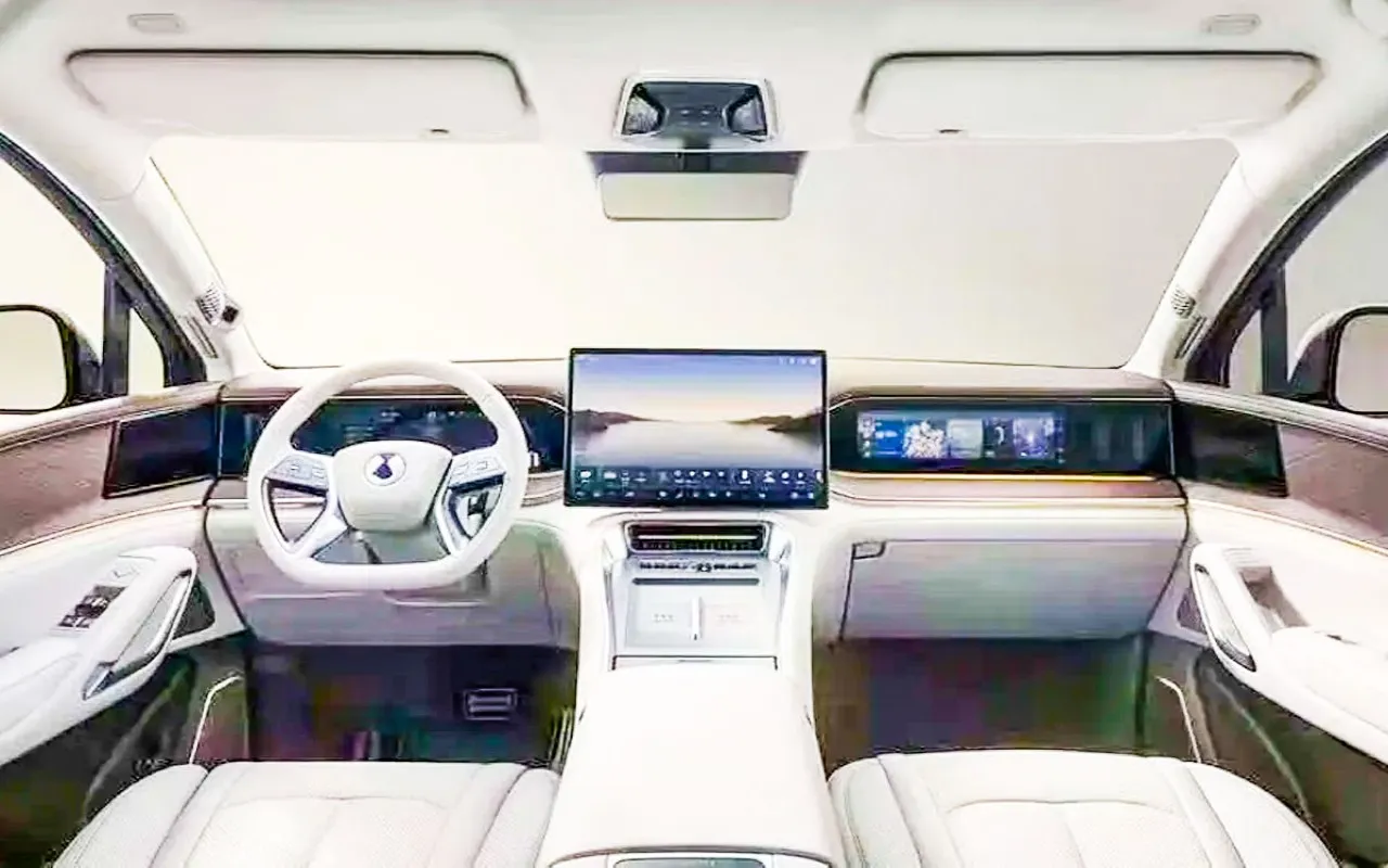 덴자 N8L - 출처 : BYD