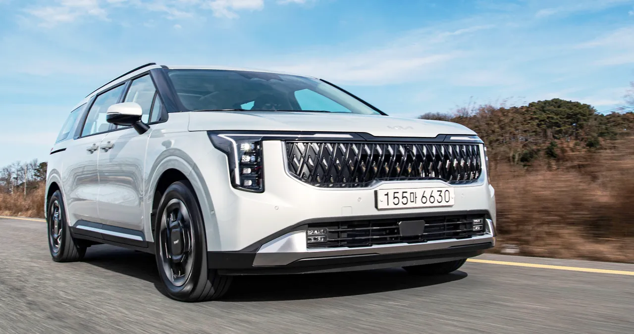 카니발 하이브리드 / 기아