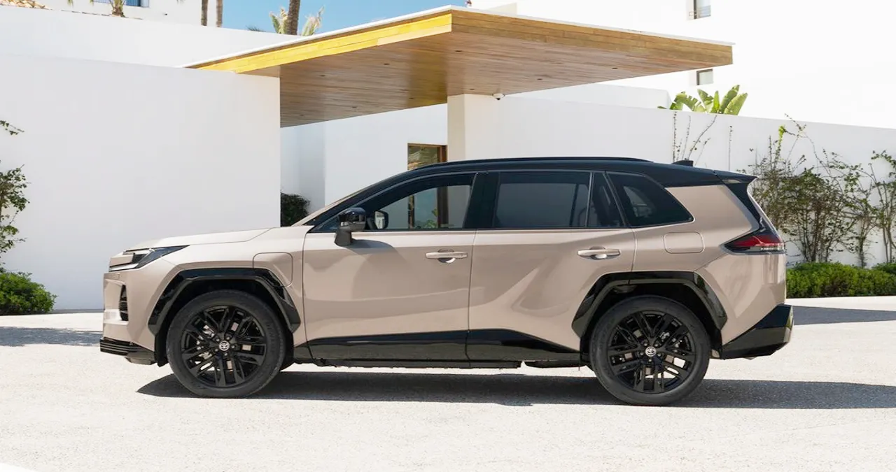 신형 라브4 / 토요타