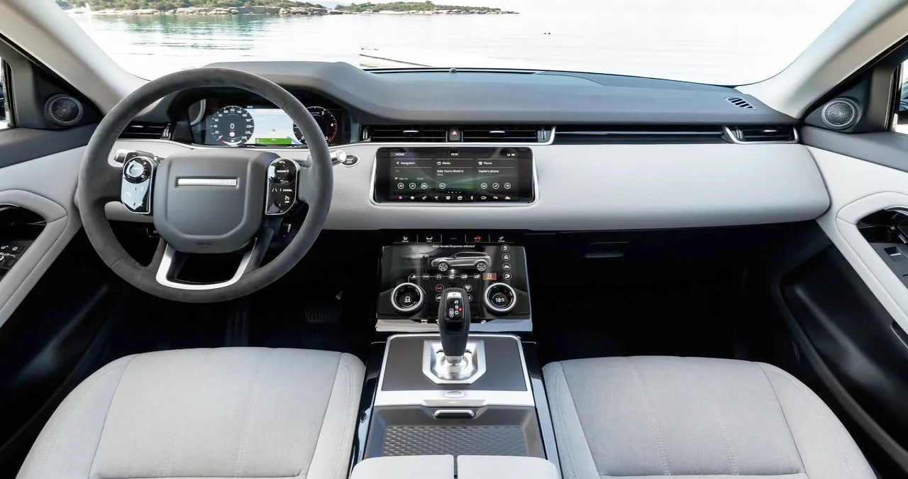 레인지로버 이보크 실내 / 랜드로버