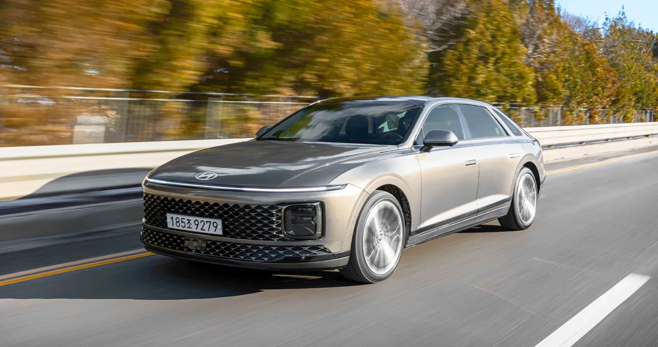 그랜저 하이브리드 / 현대자동차