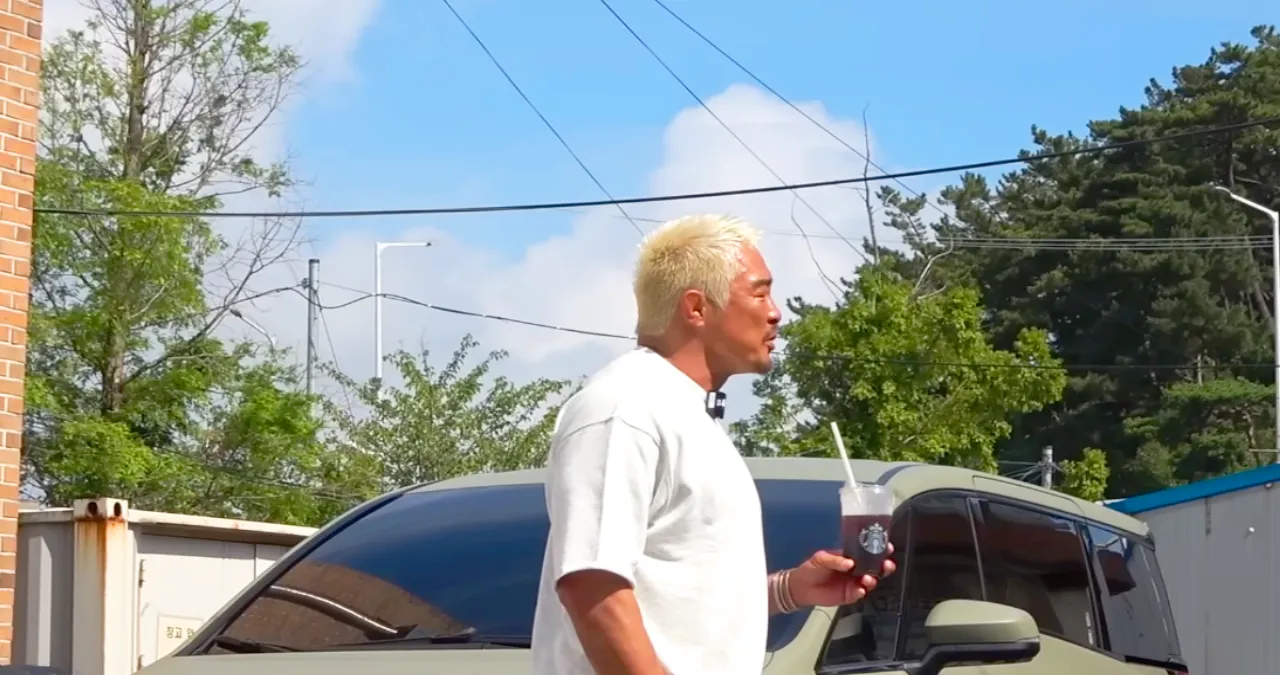 추성훈과 토요타 알파드 / 유튜브 ‘추성훈 ChooSungHoon’