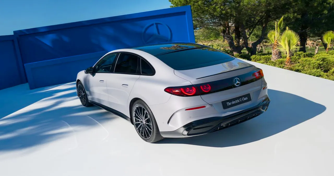 디 올 뉴 일렉트릭 C 클래스 / 벤츠