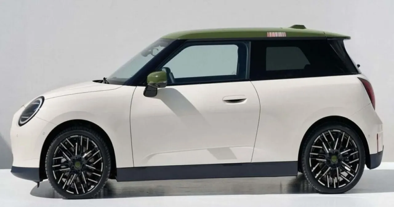 일렉트릭 미니 쿠퍼 SE 폴 스미스 에디션 / 사진=온라인 커뮤니티