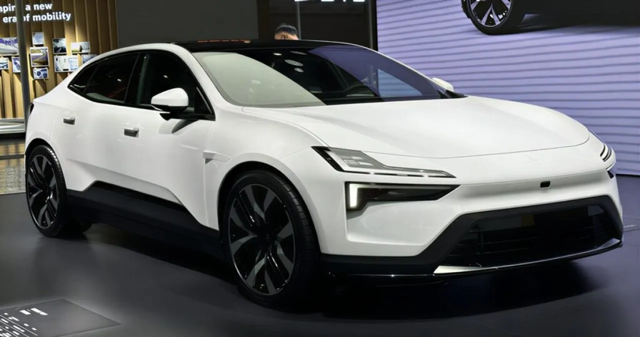 폴스타4 / 사진=온라인 커뮤니티