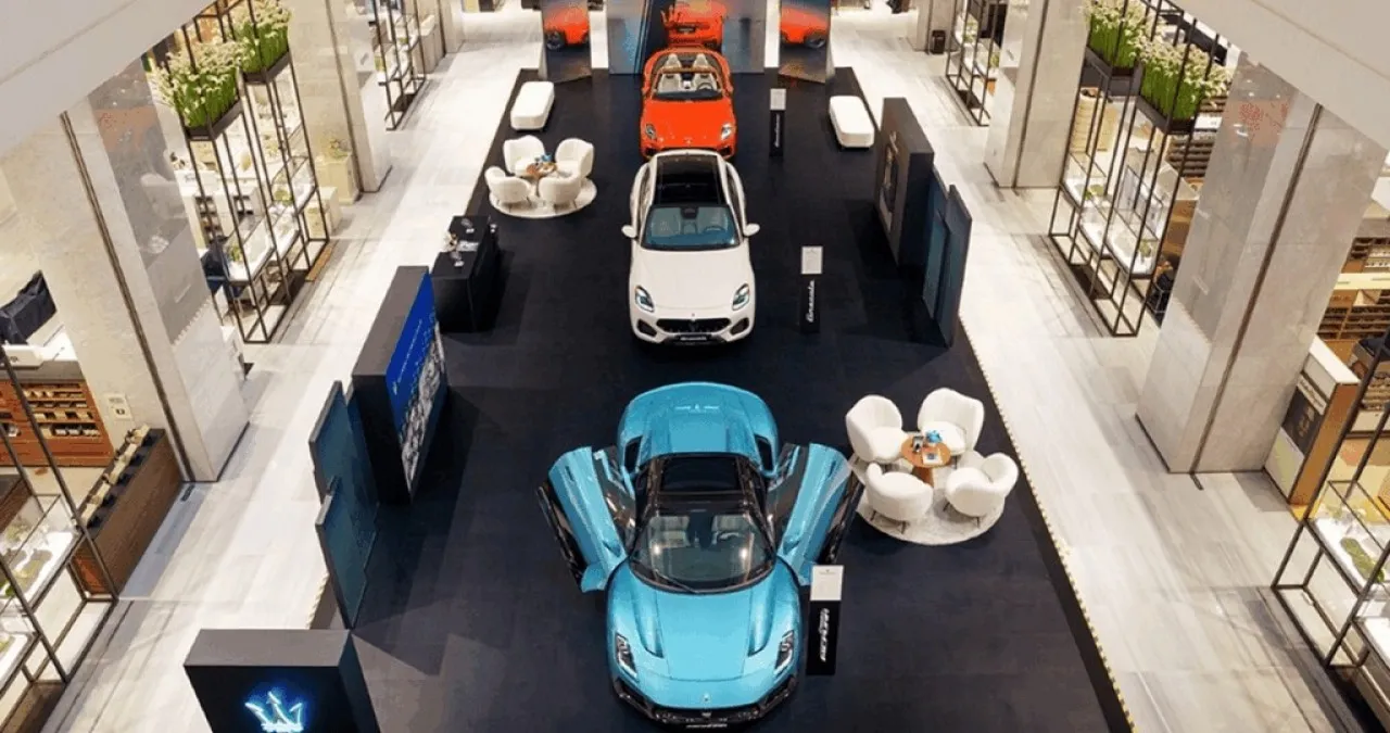 마세라티 현대 팝업 / 사진=온라인 커뮤니티