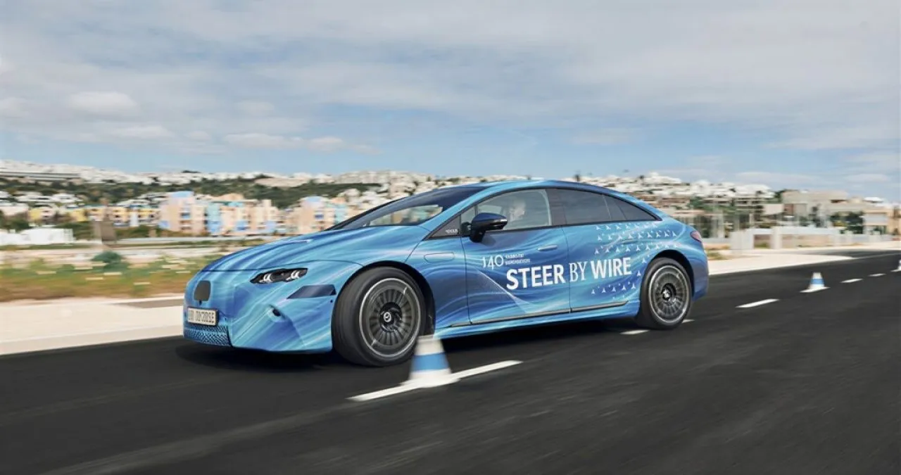 벤츠 EQS 스티어 바이 와이어 / 사진=온라인 커뮤니티