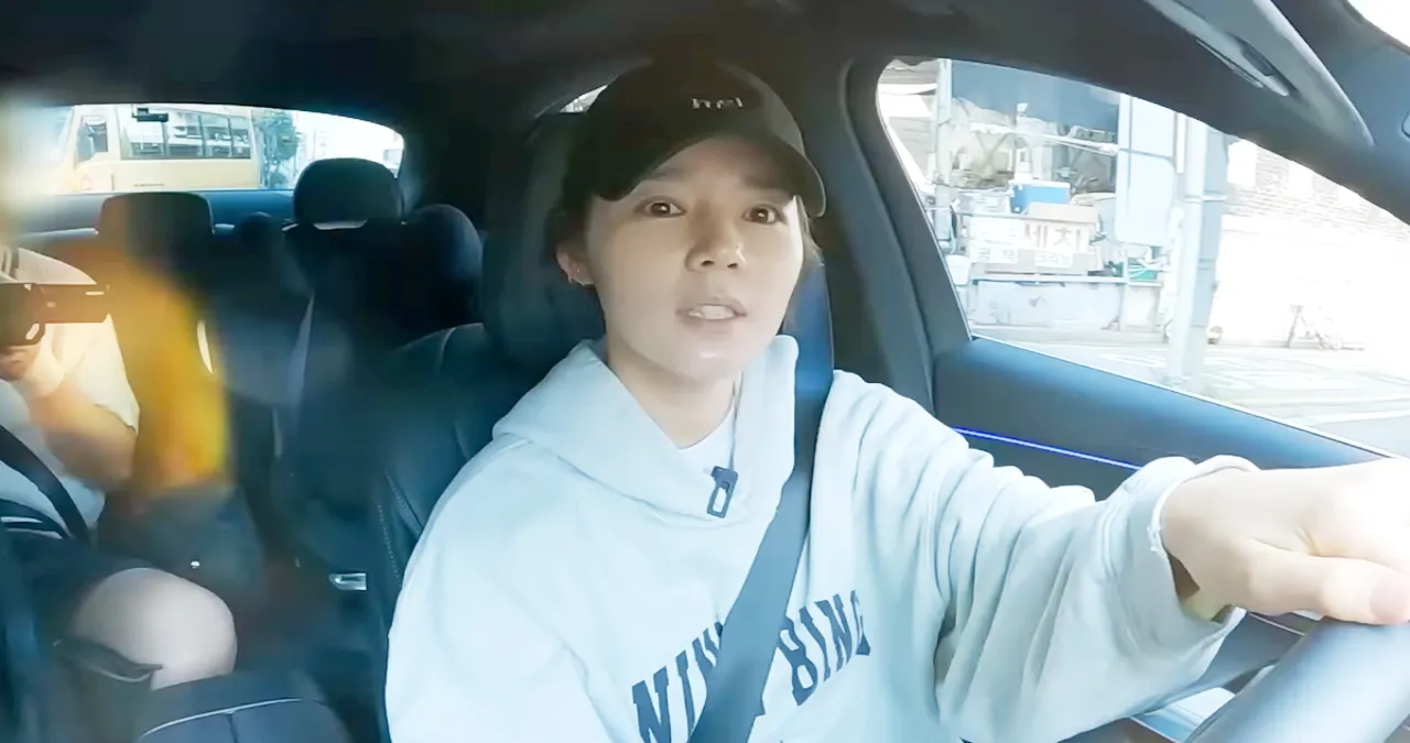 한가인의 차 벤츠 E클래스 / 유튜브 ‘자유부인 한가인’