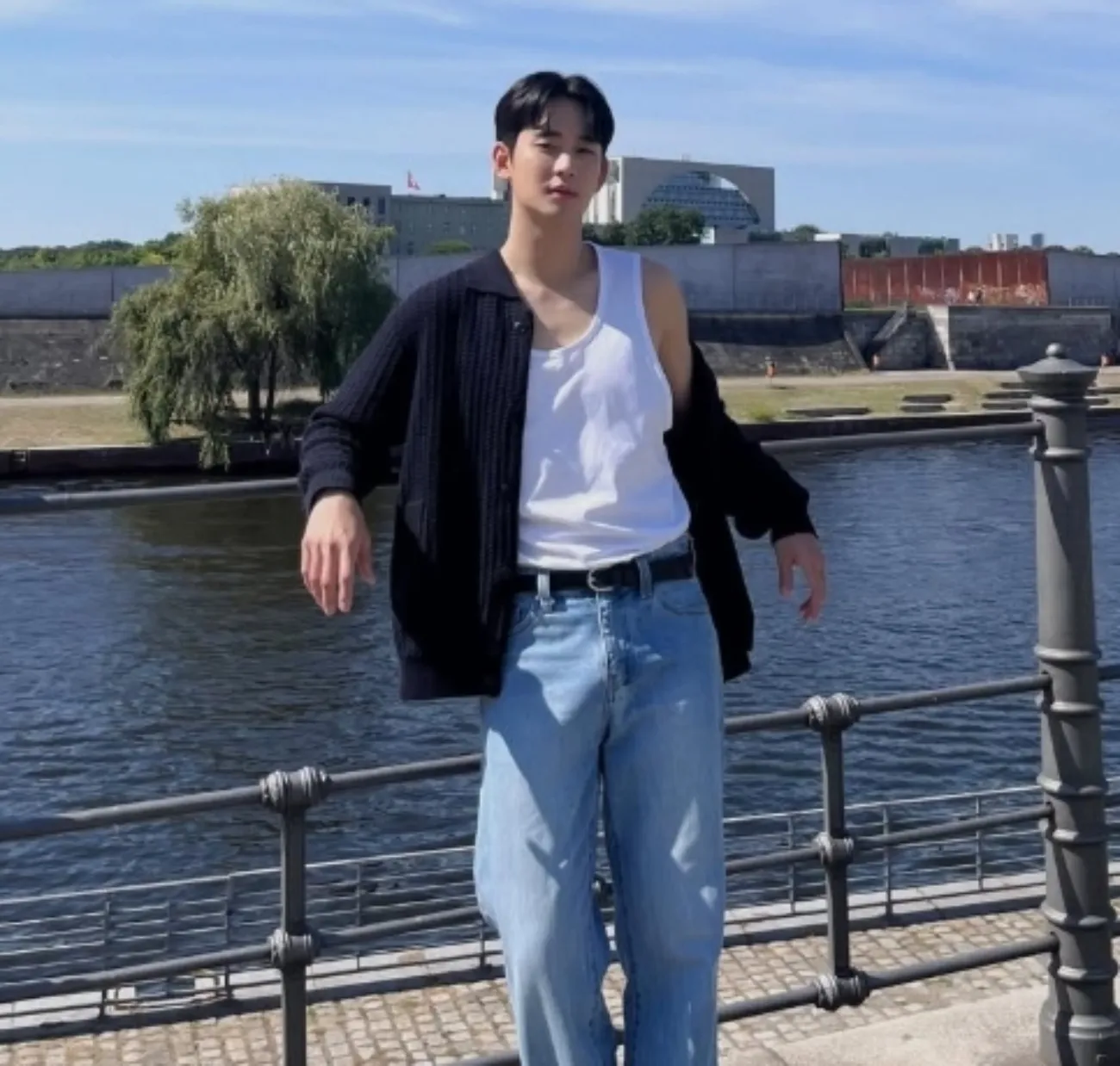 사진=김수현 SNS