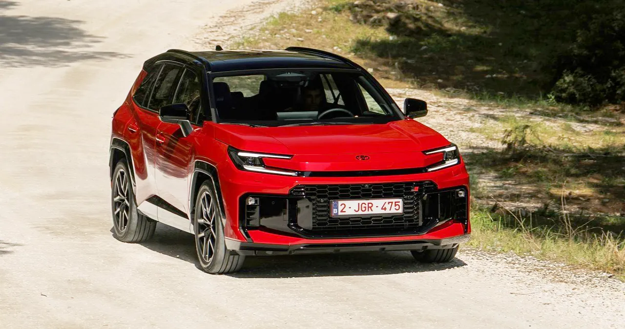 올 뉴 RAV4 GR SPORT / 토요타