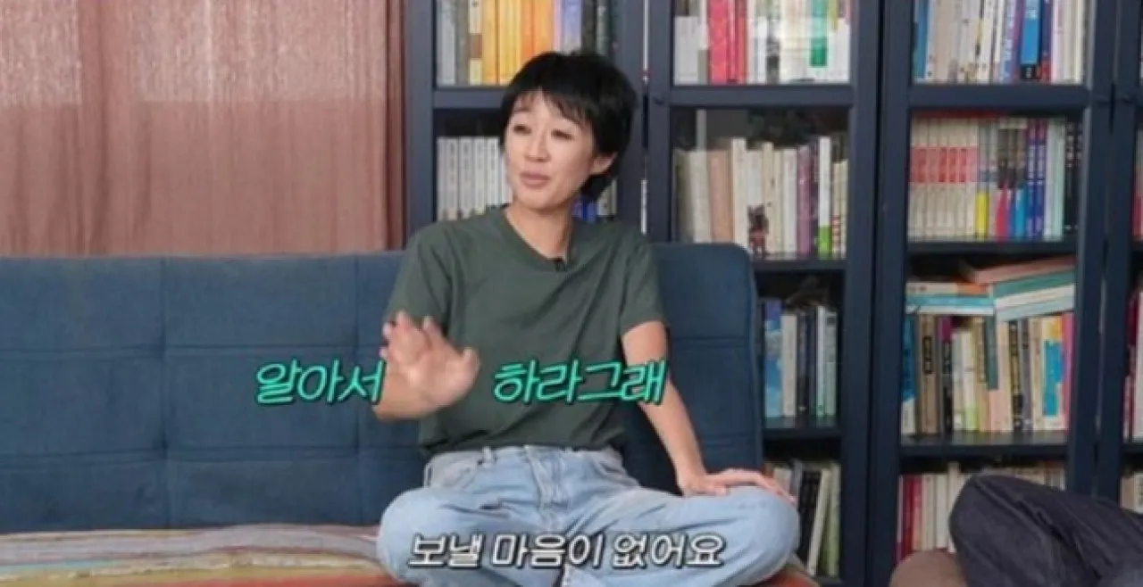 모델 겸 방송인 홍진경이 딸 라엘양의 대학 진학에 대한 솔직한 생각을 밝혔다. 유튜브 채널 ‘공부왕 찐천재’ 캡처