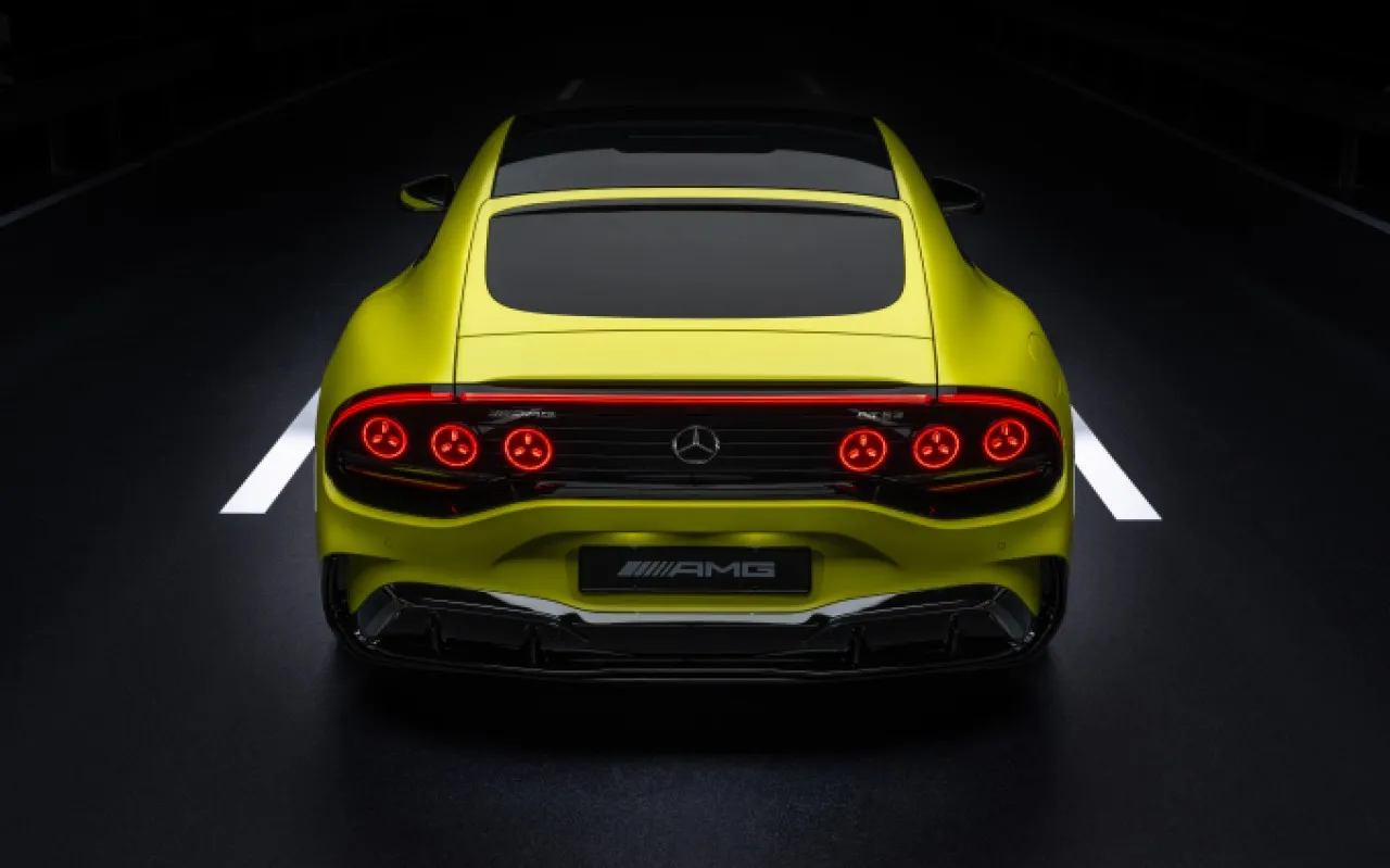 AMG GT 4-도어 쿠페에는 액티브 에어로다이내믹스 기술이 적용됐다. /사진=메르세데스-벤츠