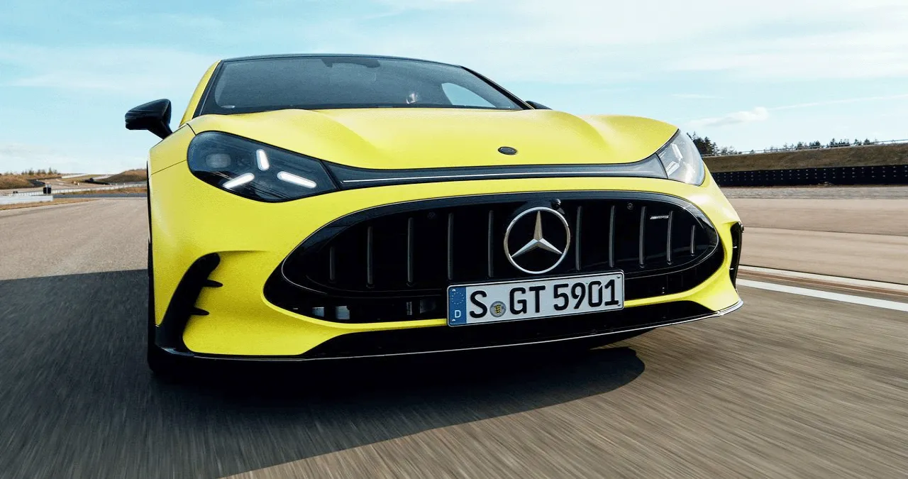 AMG GT 4-도어 쿠페 / 벤츠