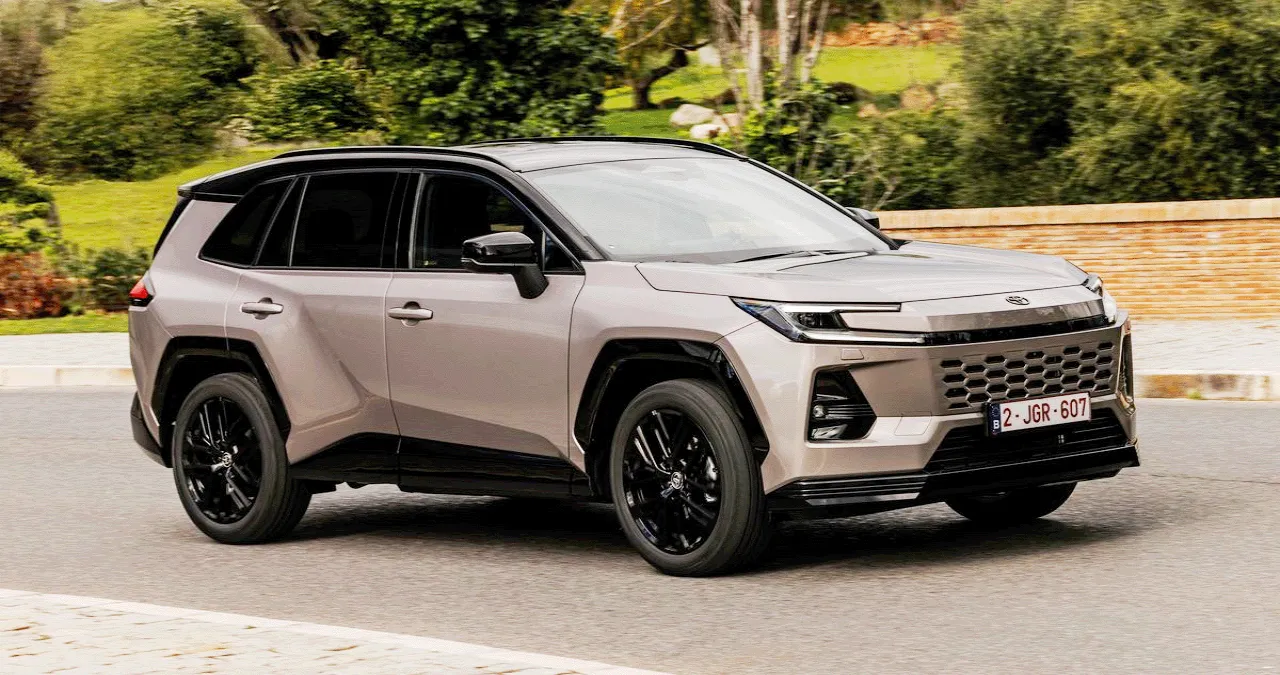 RAV4 / 토요타