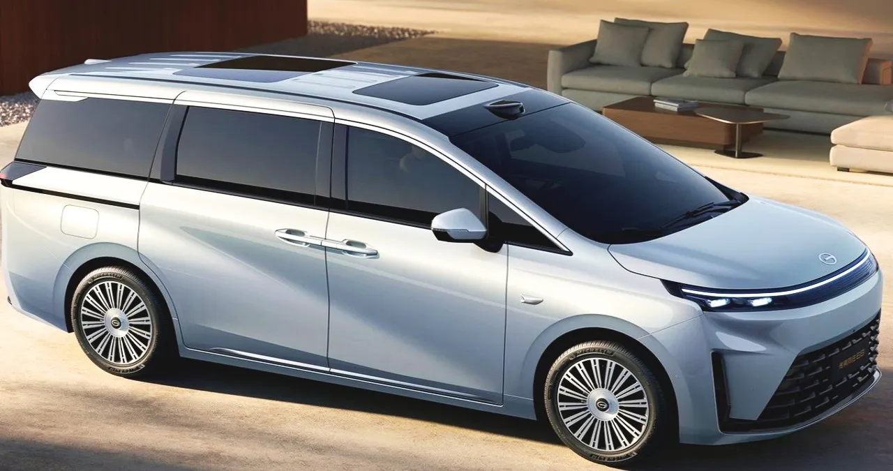 E8 PHEV / GAC