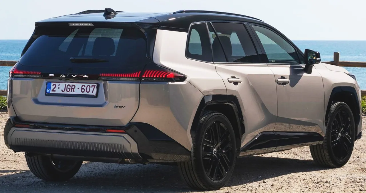 RAV4 / 토요타