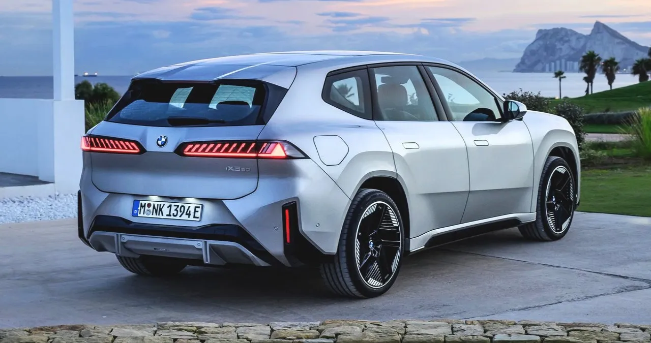 iX3 / BMW