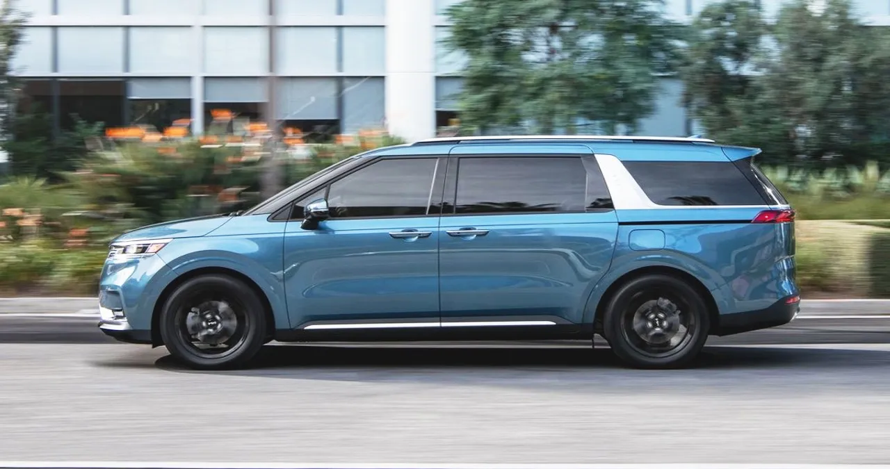 구형 카니발 / 기아