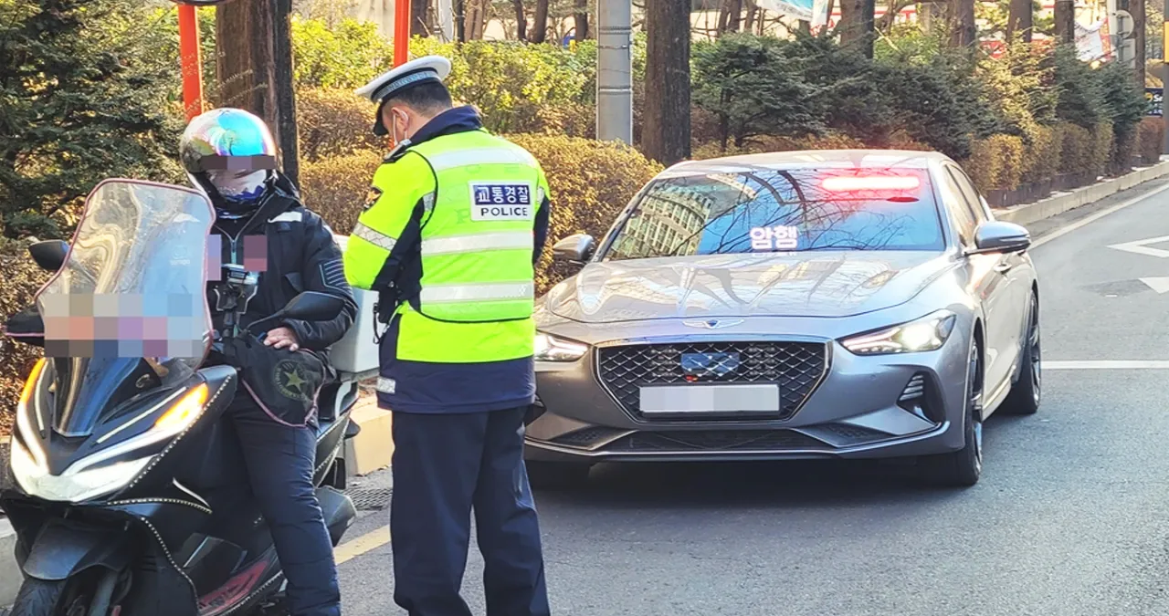 암행순찰차 단속 / 경기남부경찰청