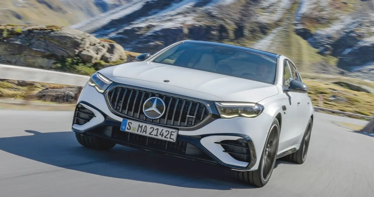 AMG E 53 하이브리드 / 벤츠