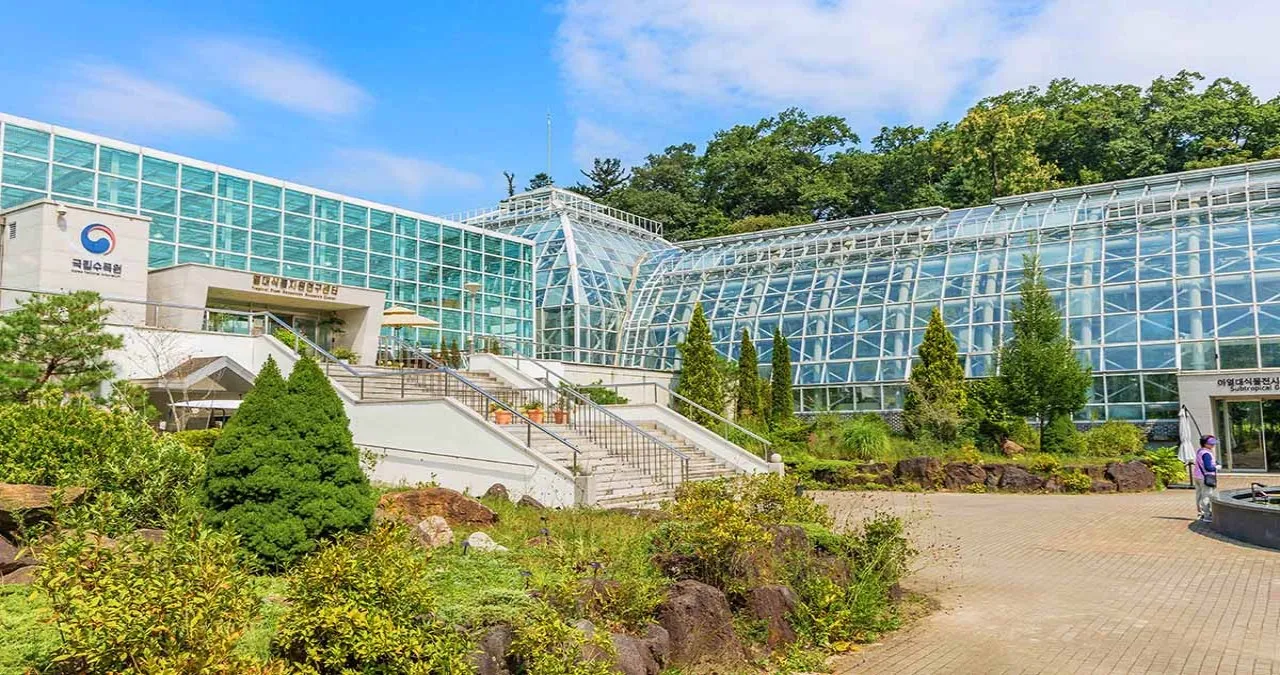 국립수목원 외관 전경 / 사진=한국관광공사 안영관
