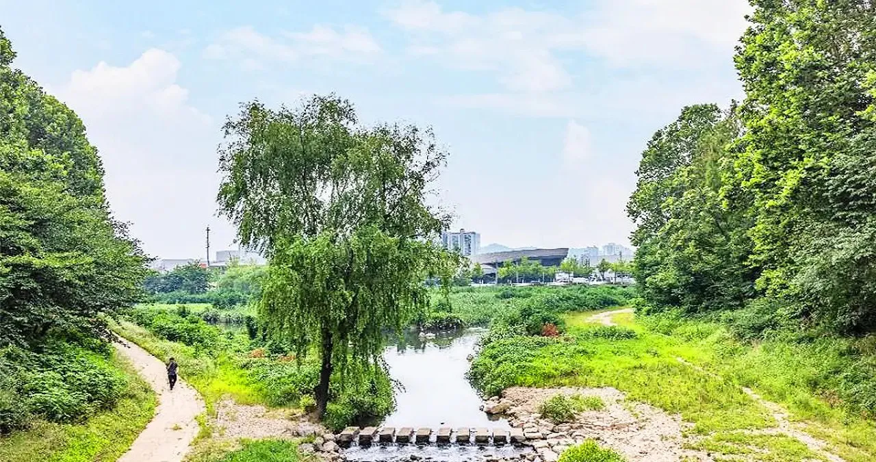 인천 굴포천 산책로 / 사진=한국관광콘텐츠랩